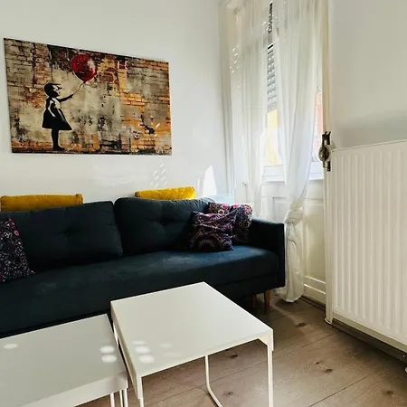 Gemuetliche Altbauwohnung In Stuttgart Ostendplatz Exterior foto