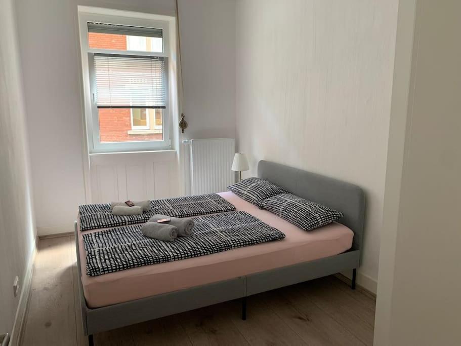 Gemuetliche Altbauwohnung In Ostendplatz Stuttgart