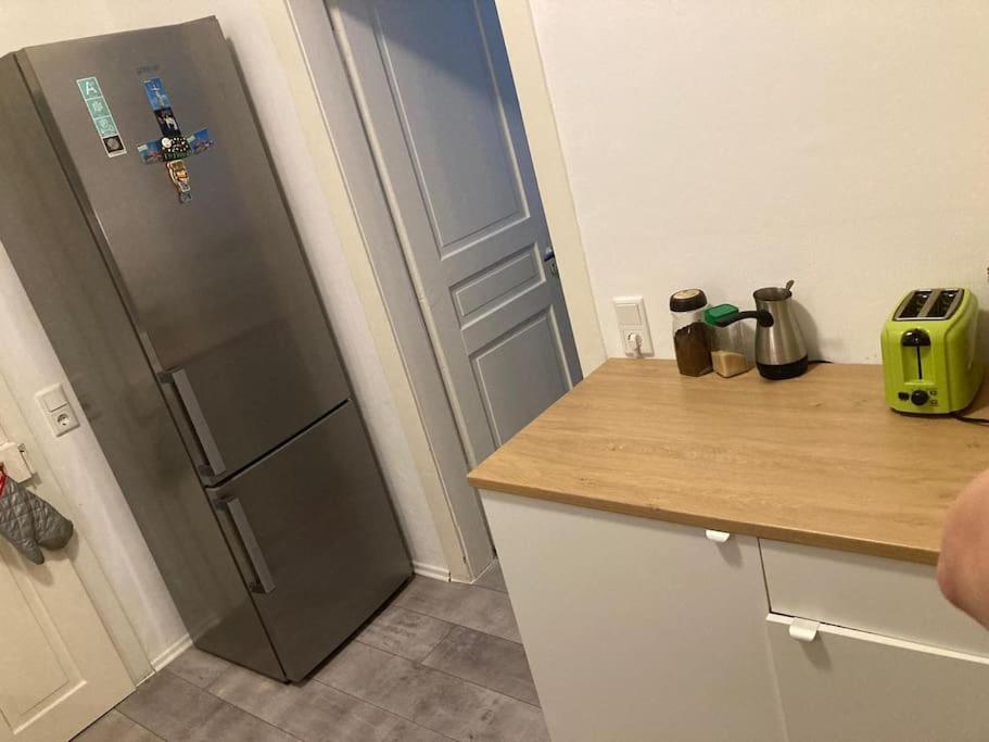 Apartment Gemuetliche Altbauwohnung In Ostendplatz *
